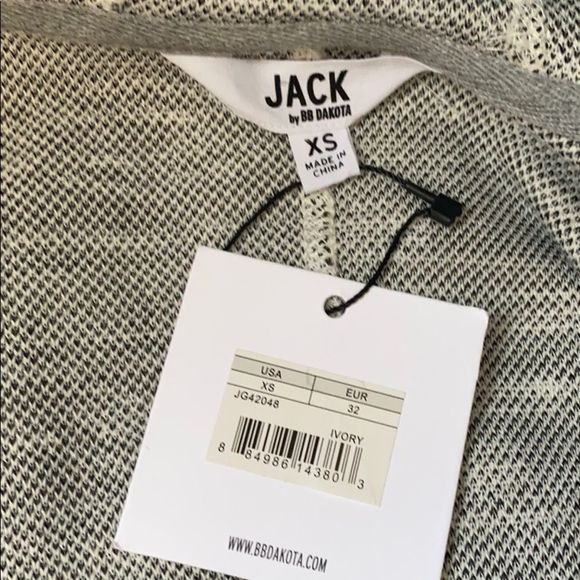 NWT JACK BY BB DAKOTA Archibald Jacquard Terry Poncho - Picture 7 of 9
